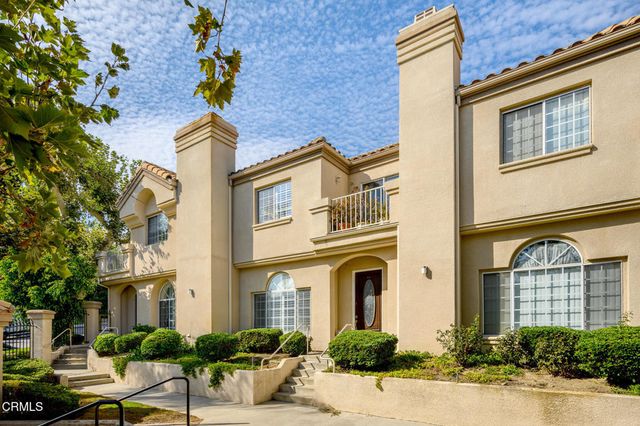 4520 Pennsylvania Avenue 118, La Crescenta, CA 91214