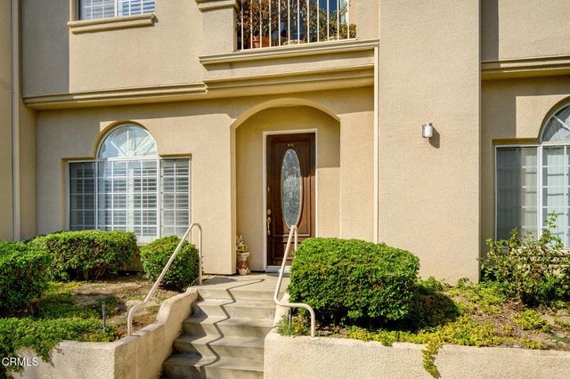 4520 Pennsylvania Avenue 118, La Crescenta, CA 91214
