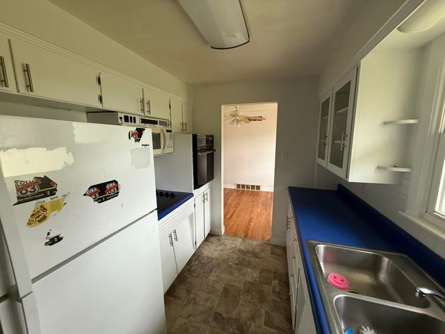 211 BOURN AVE, Columbia, MO 65203