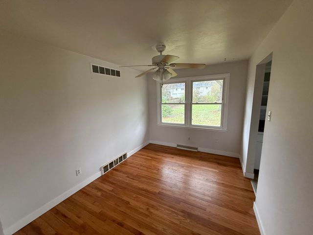 211 BOURN AVE, Columbia, MO 65203