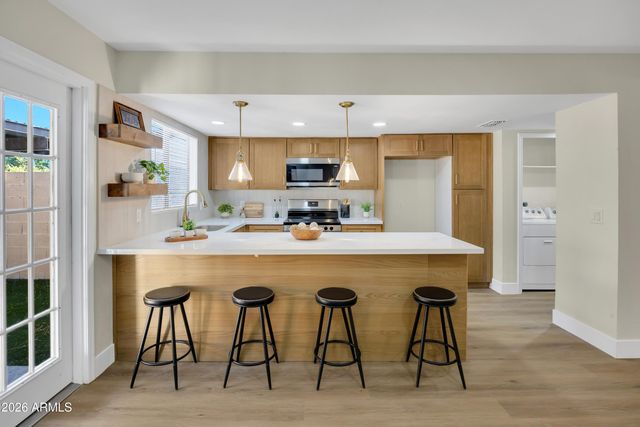 170 E GUADALUPE Road 88, Gilbert, AZ 85234