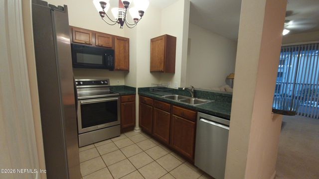 8601 BEACH Boulevard 705, Jacksonville, FL 32216