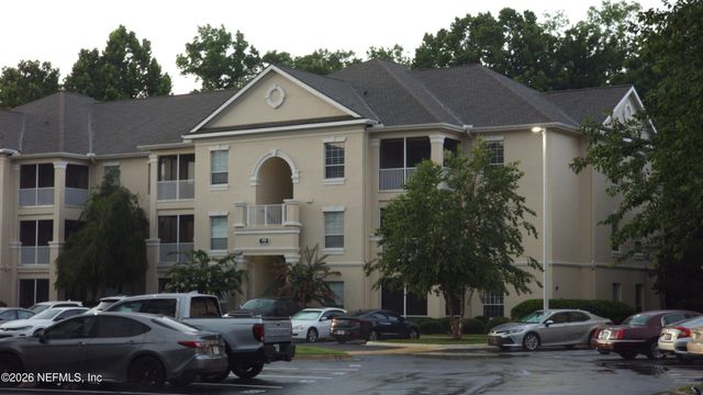 8601 BEACH Boulevard 705, Jacksonville, FL 32216