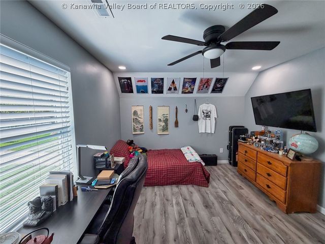 35 Grimm Street, Charleston, WV 25302