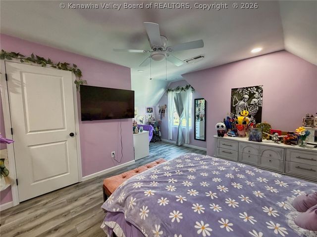 35 Grimm Street, Charleston, WV 25302