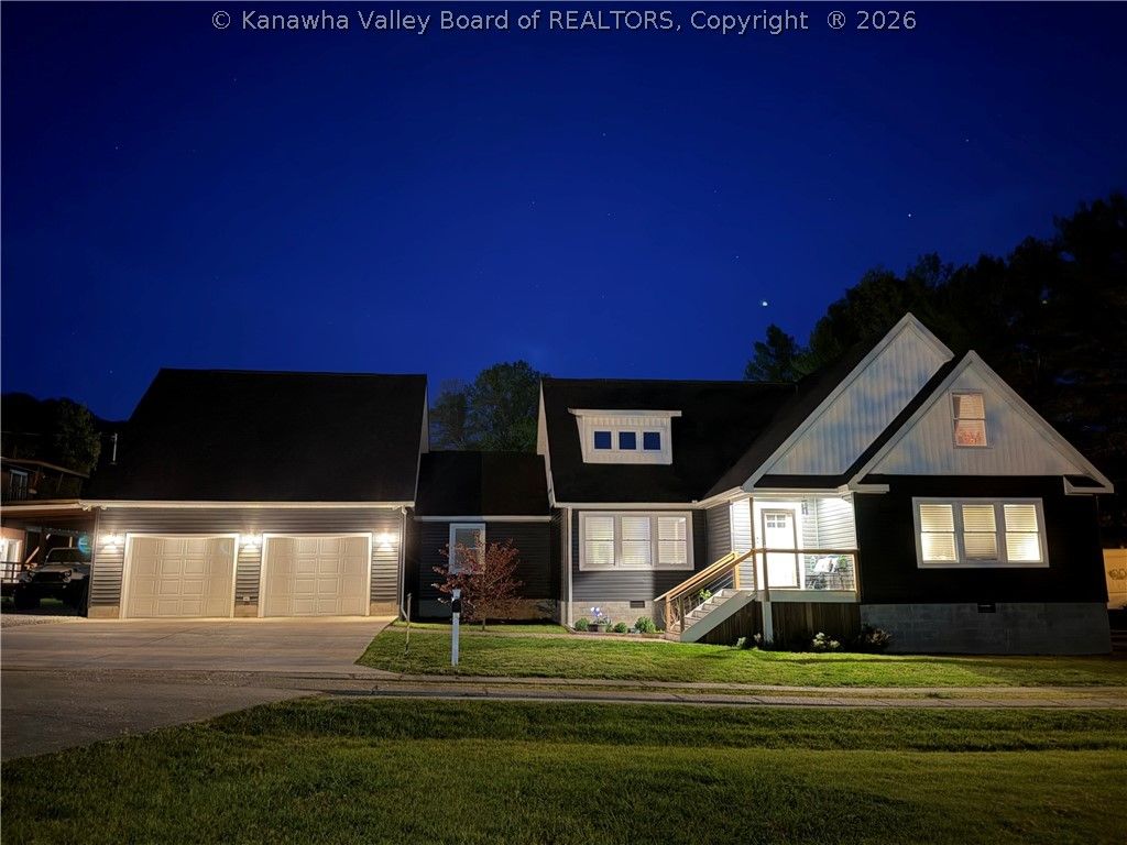 35 Grimm Street, Charleston, WV 25302