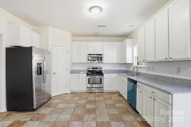 2019 Aberglen Drive, Charlotte, NC 28262