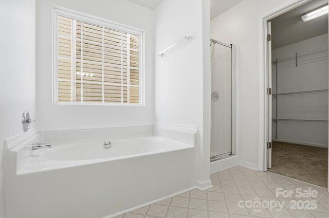 2019 Aberglen Drive, Charlotte, NC 28262