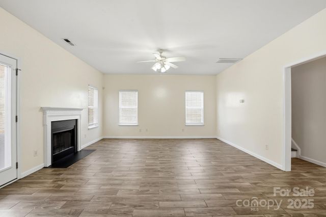 2019 Aberglen Drive, Charlotte, NC 28262