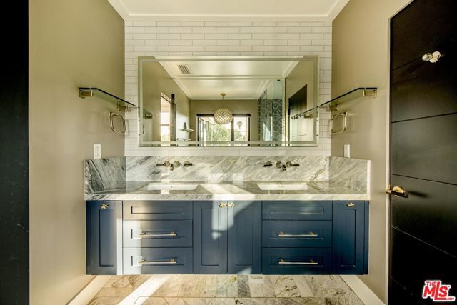 231 S Orchard Drive, Burbank, CA 91506
