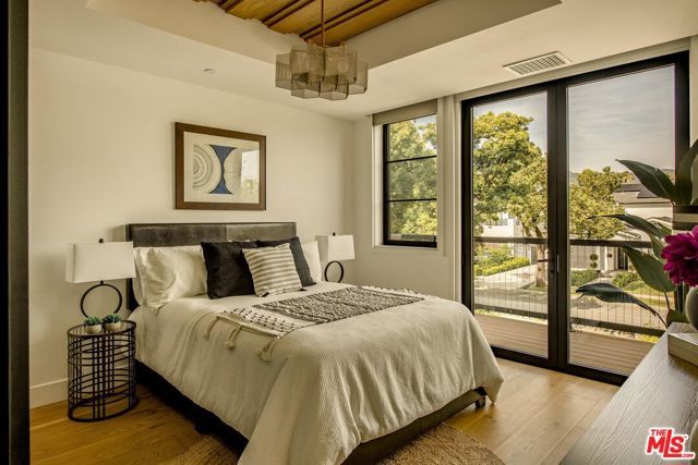 231 S Orchard Drive, Burbank, CA 91506