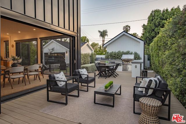 231 S Orchard Drive, Burbank, CA 91506