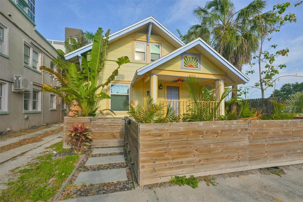 340 MOFFETT COURT N, St Petersburg, FL 33701