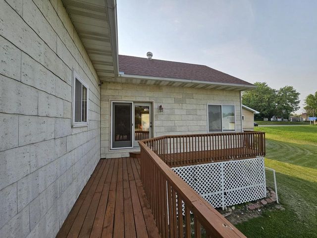 1004 Water Avenue, Hillsboro, WI 54634