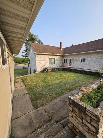 1004 Water Avenue, Hillsboro, WI 54634