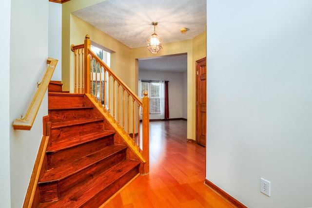 1080 Taylor Mills Drive, Reynoldsburg, OH 43068