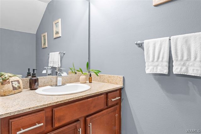 3218 Veterans Memorial 515, Tuscaloosa, AL 35404