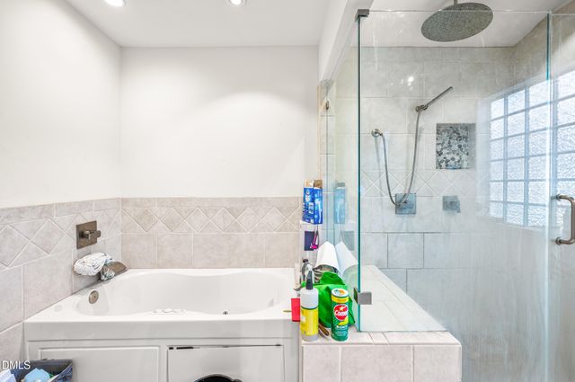 810 Bryn Mawr Court, Apex, NC 27502