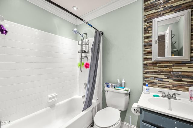 810 Bryn Mawr Court, Apex, NC 27502