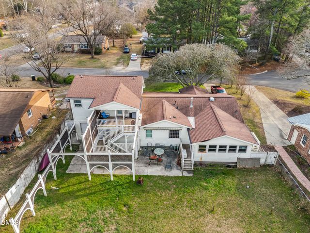 810 Bryn Mawr Court, Apex, NC 27502