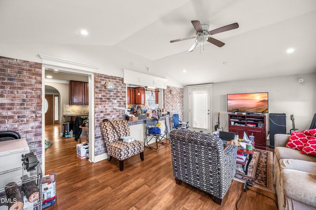 810 Bryn Mawr Court, Apex, NC 27502