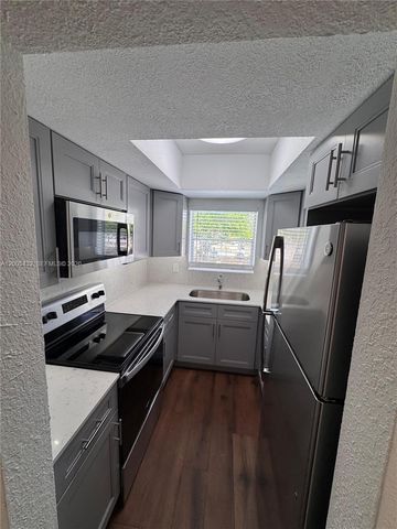 3510 Harrison Street 12, Hollywood, FL 33021