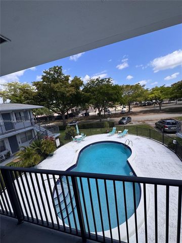 3510 Harrison Street 12, Hollywood, FL 33021