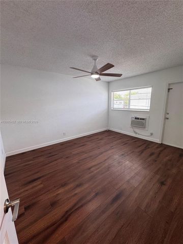 3510 Harrison Street 12, Hollywood, FL 33021