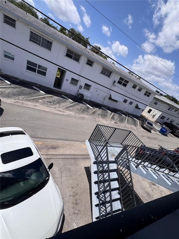 3510 Harrison Street 12, Hollywood, FL 33021