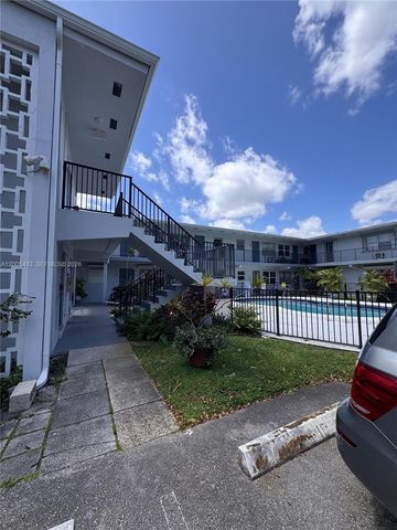 3510 Harrison Street 12, Hollywood, FL 33021