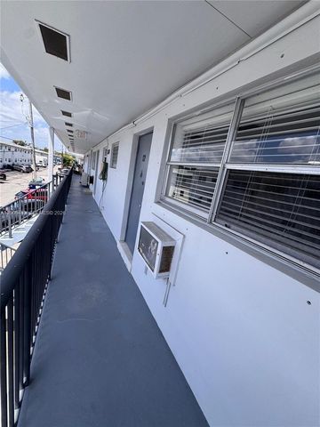 3510 Harrison Street 12, Hollywood, FL 33021
