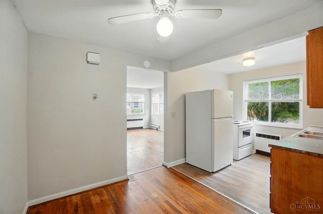 3919 E Gatewood Lane, Silverton, OH 45236