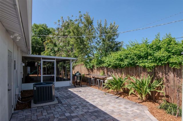 4609 S COOPER PLACE, Tampa, FL 33611