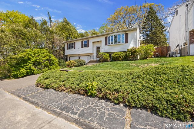 76 Worcester Avenue, Waterbury, CT 06705