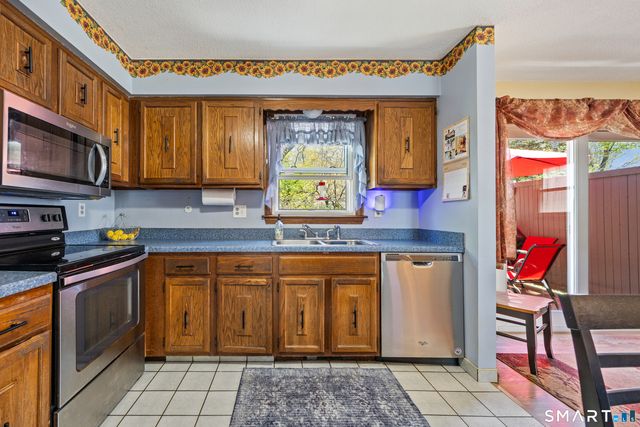 76 Worcester Avenue, Waterbury, CT 06705