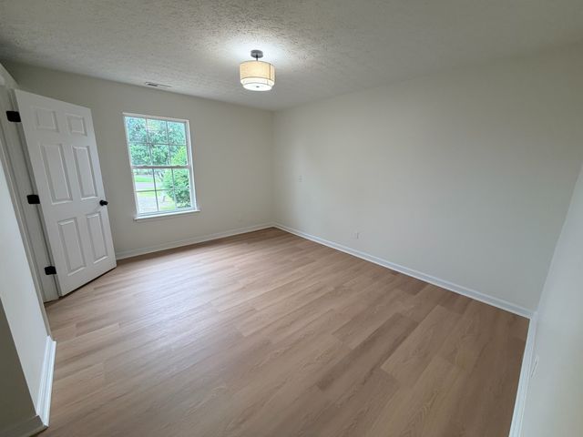 314 Cottonwood Dr, Shelbyville, TN 37160