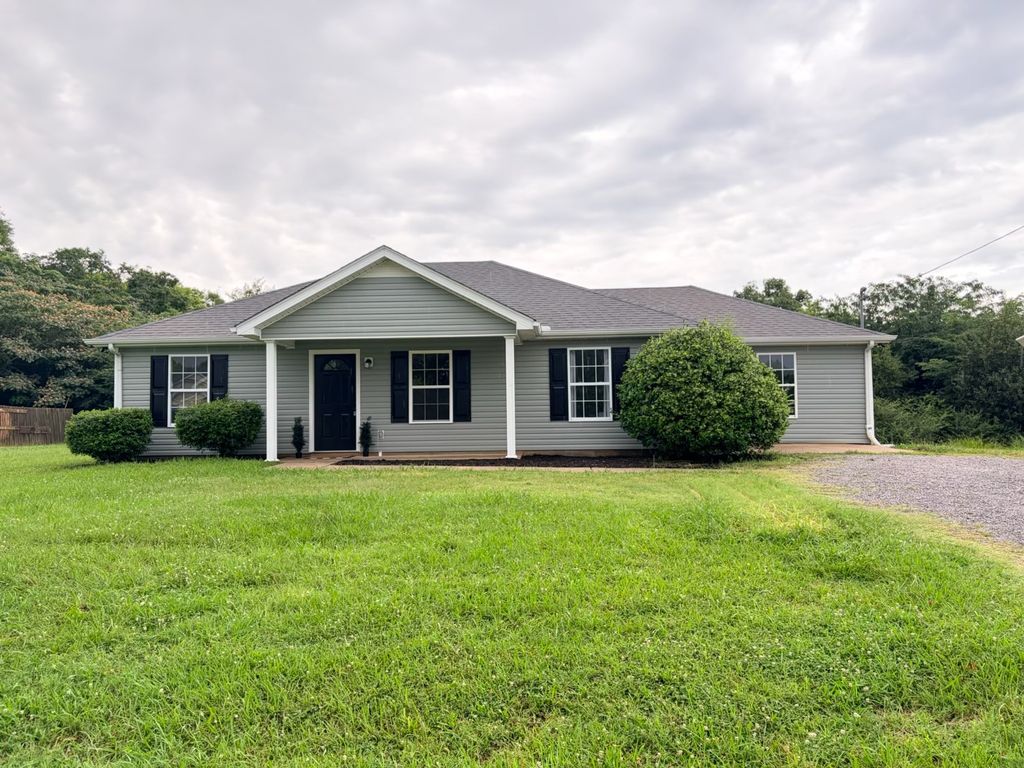 314 Cottonwood Dr, Shelbyville, TN 37160