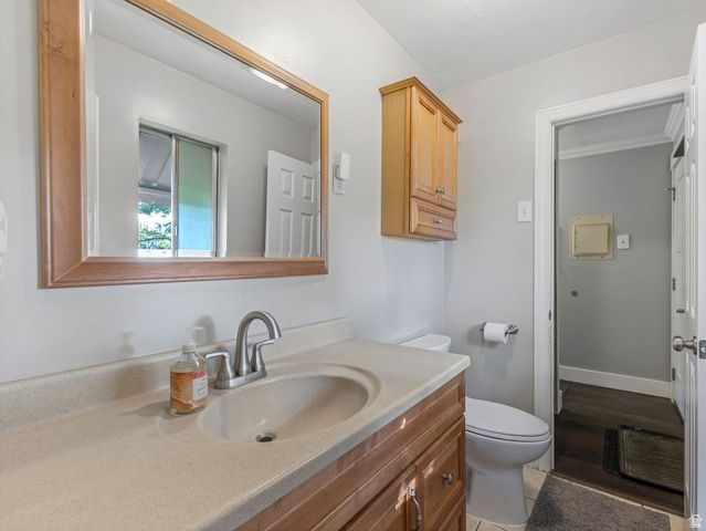 7168 S 1700 E, Cottonwood Heights, UT 84121