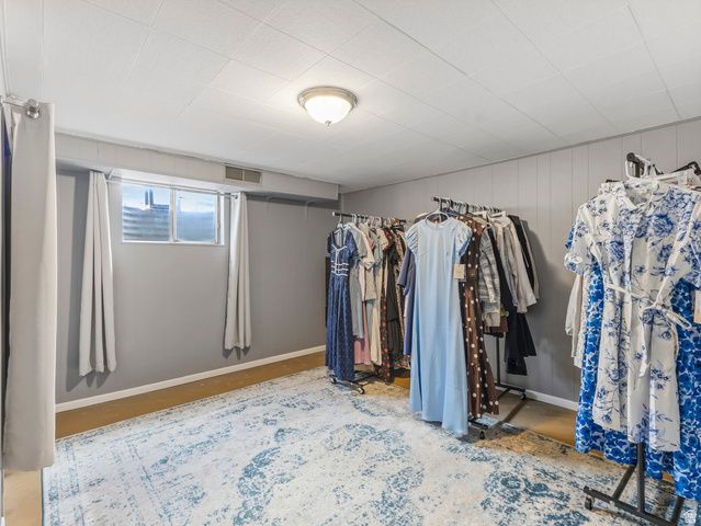 7168 S 1700 E, Cottonwood Heights, UT 84121
