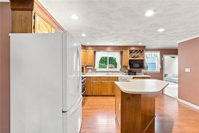 66 Wayne Drive, Cumberland, RI 02864