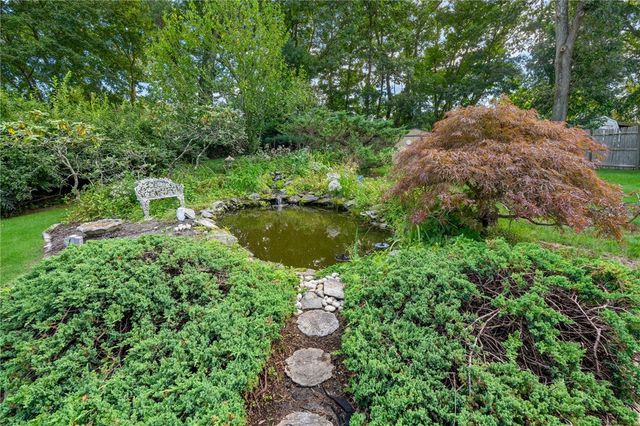 66 Wayne Drive, Cumberland, RI 02864