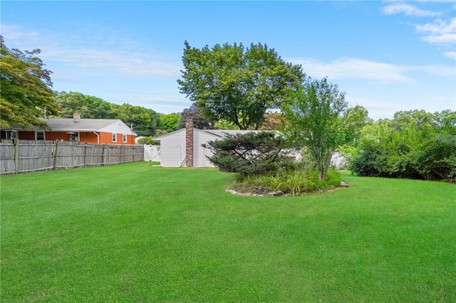 66 Wayne Drive, Cumberland, RI 02864