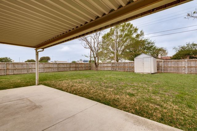 2413 Cheyenne Street, Irving, TX 75062