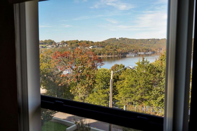 100 Getaway Circle 162 1&2, Kimberling City, MO 65686