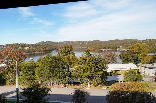 100 Getaway Circle 162 1&2, Kimberling City, MO 65686