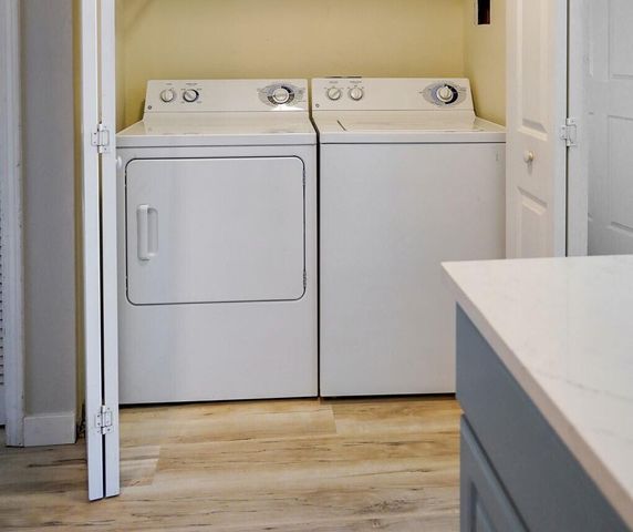 100 Getaway Circle 162 1&2, Kimberling City, MO 65686