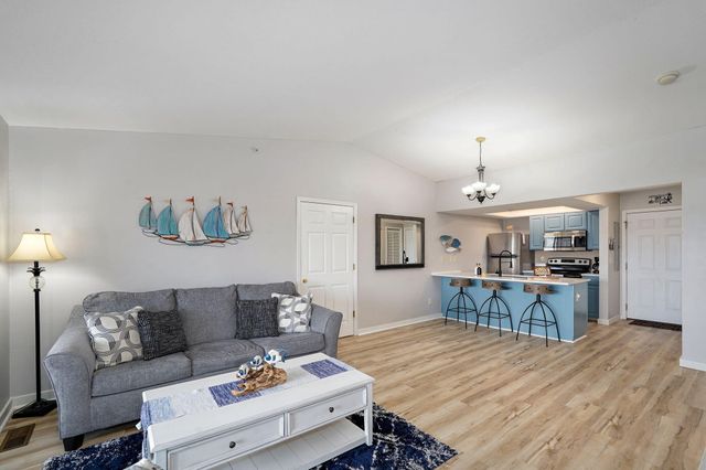 100 Getaway Circle 162 1&2, Kimberling City, MO 65686