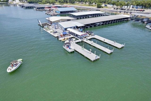 100 Getaway Circle 162 1&2, Kimberling City, MO 65686