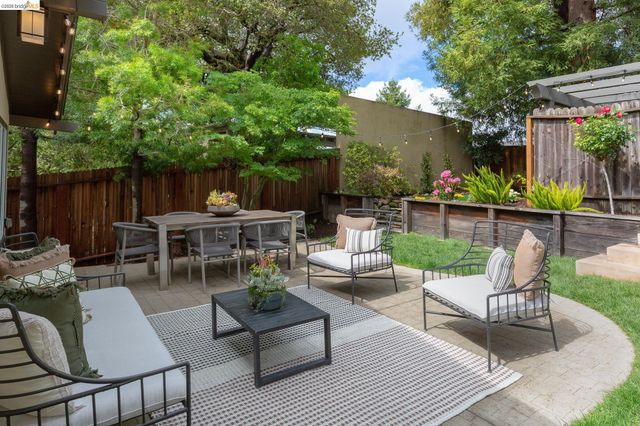 153 Arbor Dr, Piedmont, CA 94610