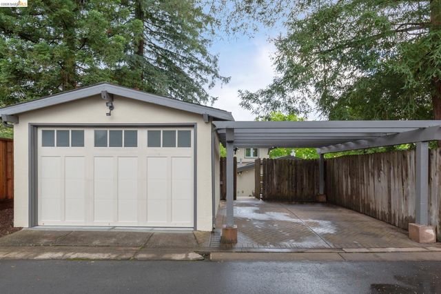 153 Arbor Dr, Piedmont, CA 94610